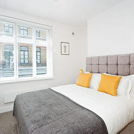 F2 Greek Street By City Living Londen Buitenkant foto